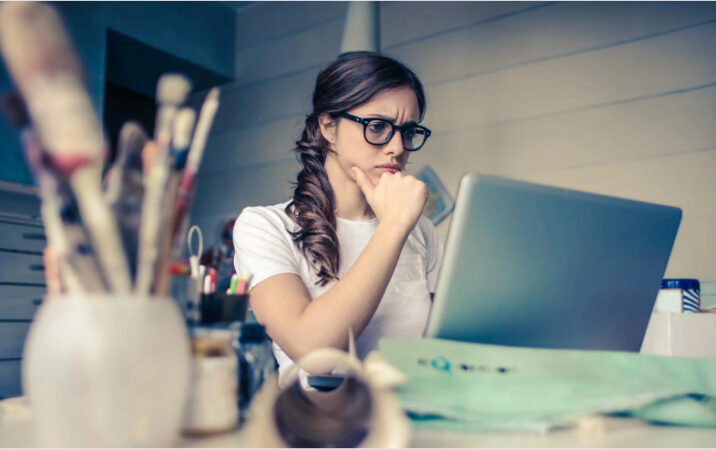 ネット 不安になる